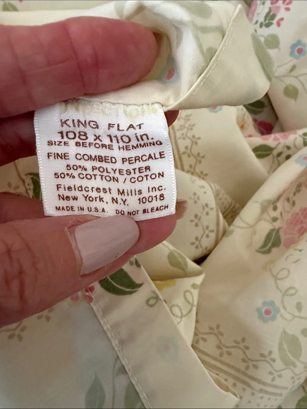 Vintage 70s Fieldcrest Floral Victorian Rose Boho Garden Cottage King Flat Sheet